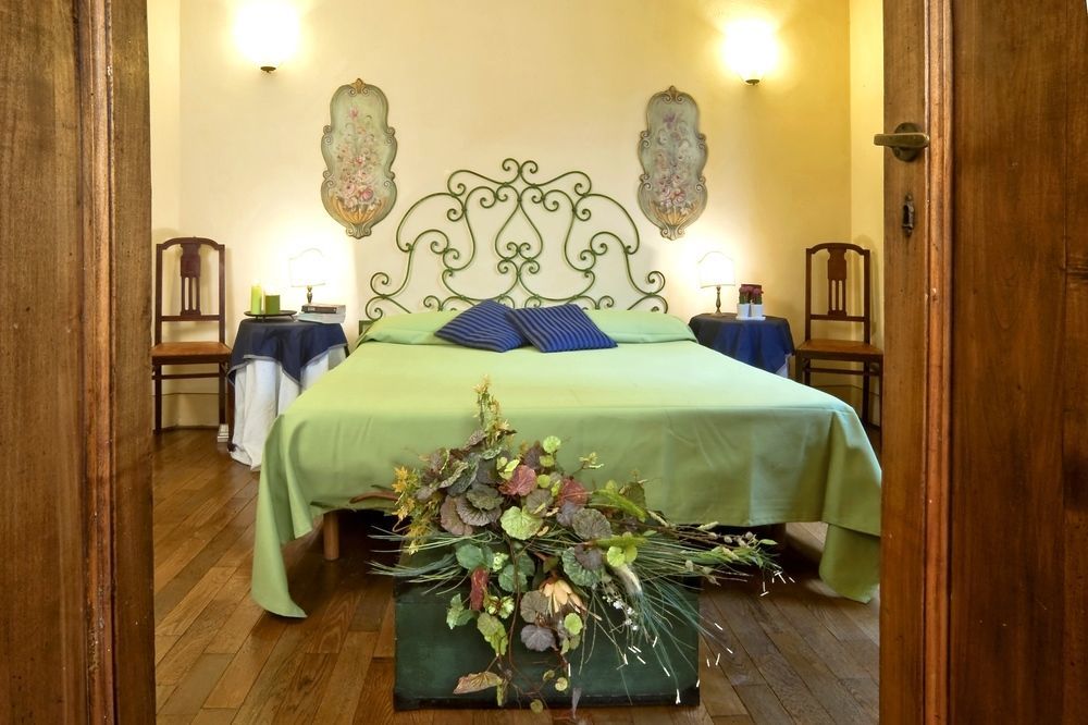 Palazzo Uguccioni Apartments Florencia Exterior foto